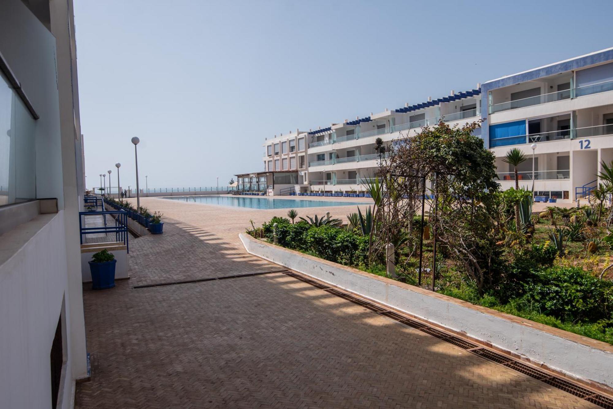 Appartement Pied Dans L'Eau Avec Piscine Aourir Exteriör bild